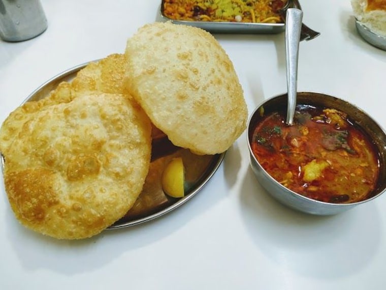 Hotel Chandravilas Bhuvan-4